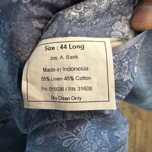 Jos. A. Bank Light Blue Exterior with Paisley Fabris parts inside Jacket